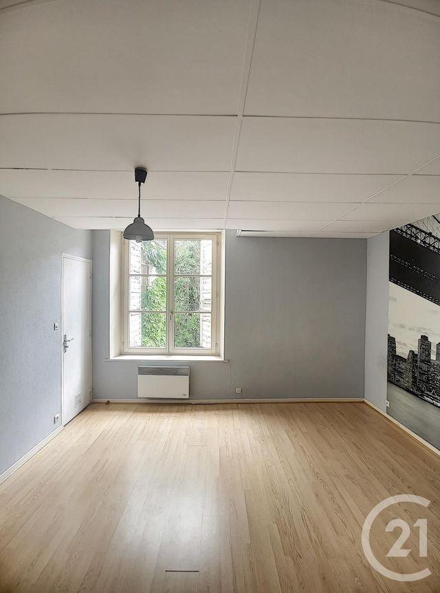 Appartement F1 à louer - 1 pièce - 27.73 m2 - NANCY - 54 - LORRAINE - Century 21 Midon Baudoin Immobilier